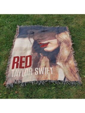 Tapestry Throw Taylor Swift Red Album 50x60 Fringe Blanket Wall Hanging Concert